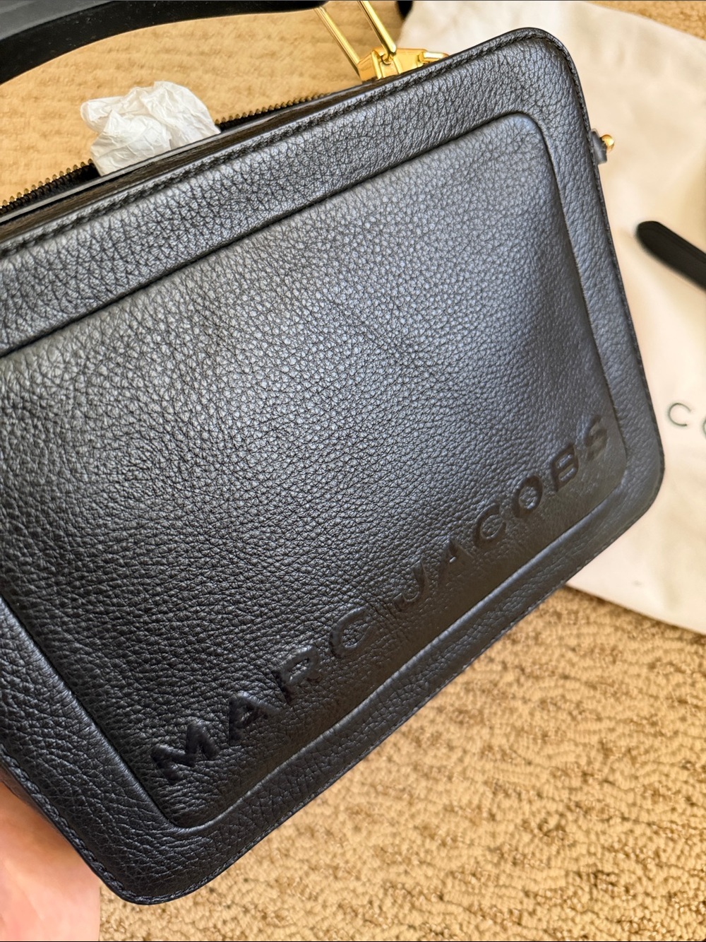 Marc Jacobs Black Leather Box Shoulder Bag with Gold Hardware - Picture 2 of 3